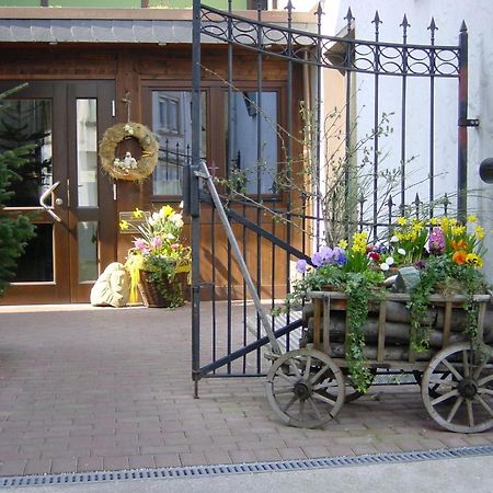 Landgasthof Schuck อิดาร์-โอเบอร์ชไตน์ ภายนอก รูปภาพ