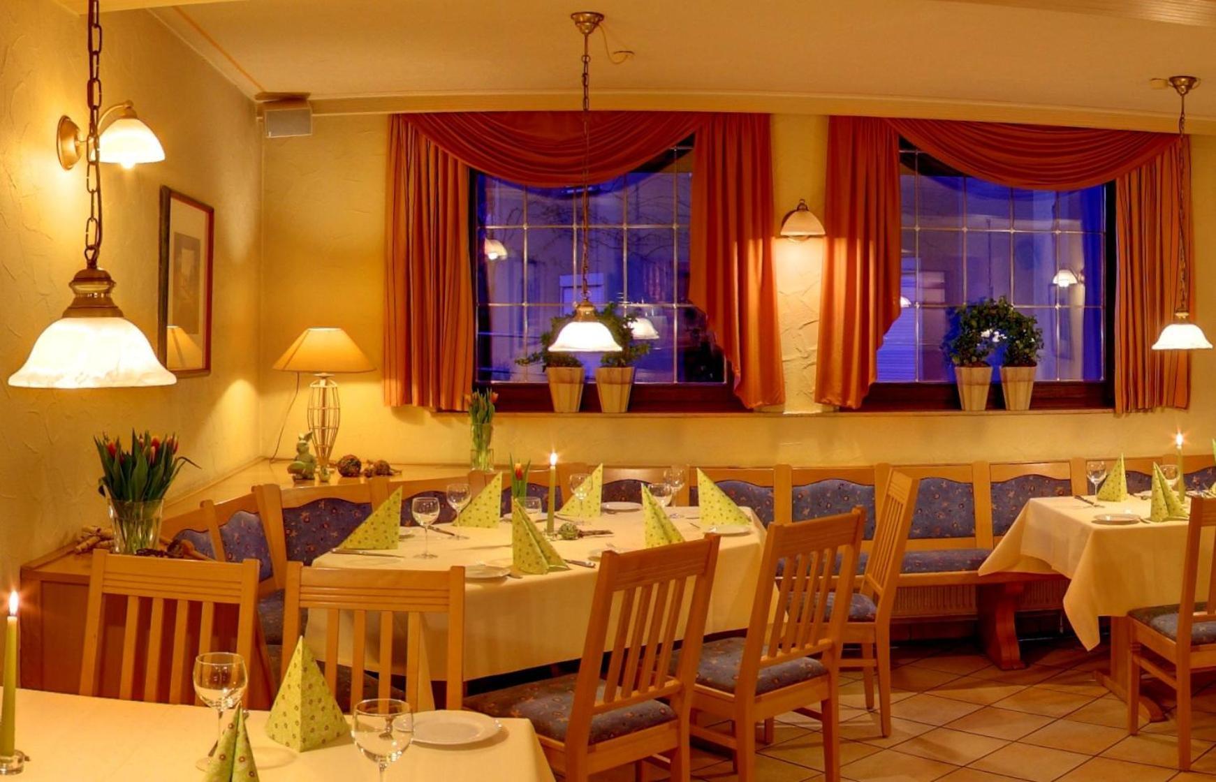 Landgasthof Schuck อิดาร์-โอเบอร์ชไตน์ ภายนอก รูปภาพ